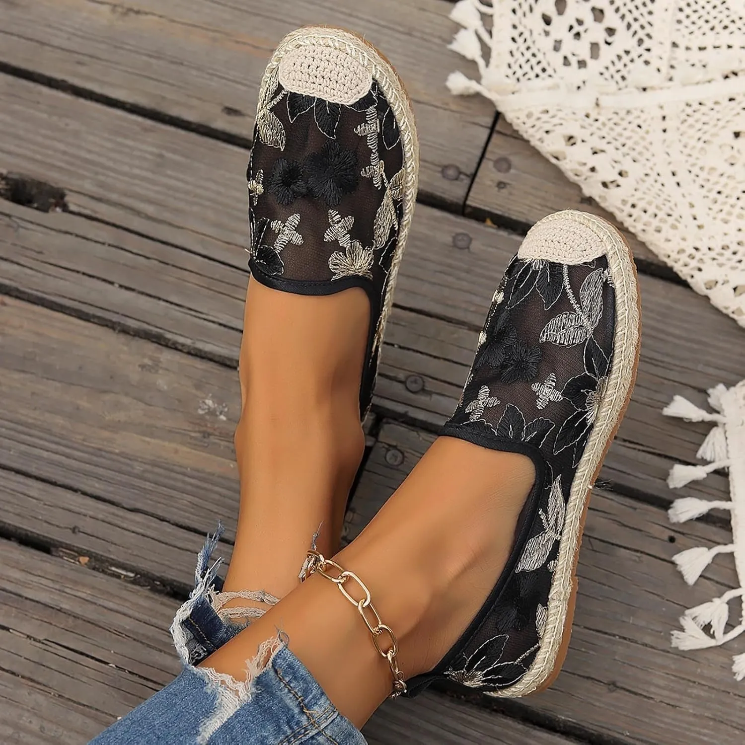 2025 Closed Toe Sandals for Women Summer Walking Cute Flower Embroidery Footwear Slip-on Soft Sole Party Dance Slippper Breathable Comfortable Fashion Spring Dressy Beach Vacation Loafer Shoe