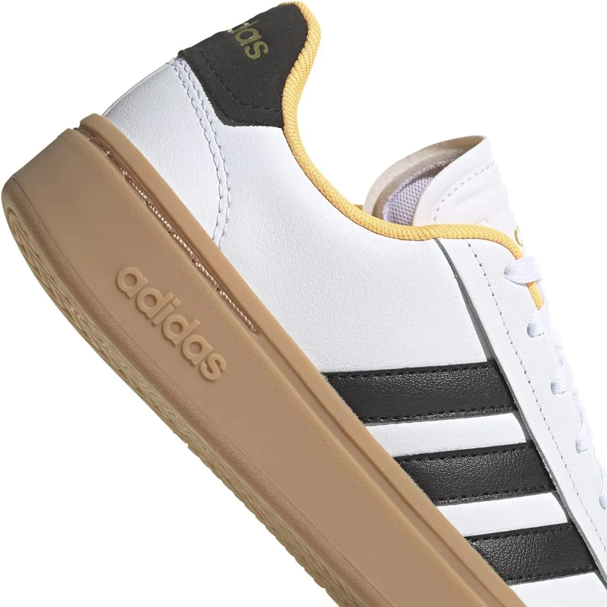 adidas mens Sneaker