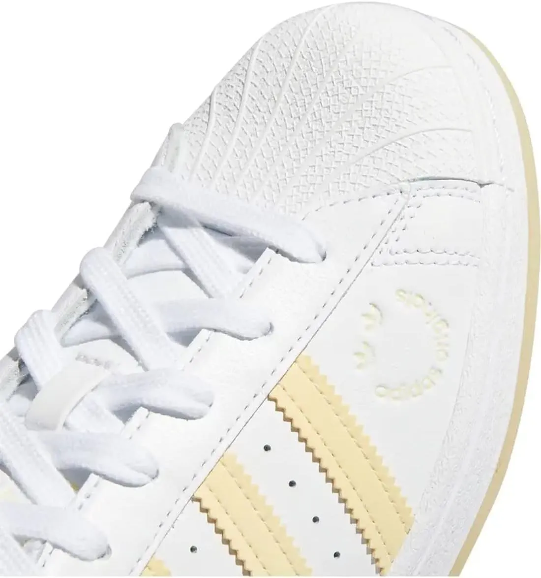 adidas Originals Women's Superstar Low Shoes, Casual Leather Sneakers
