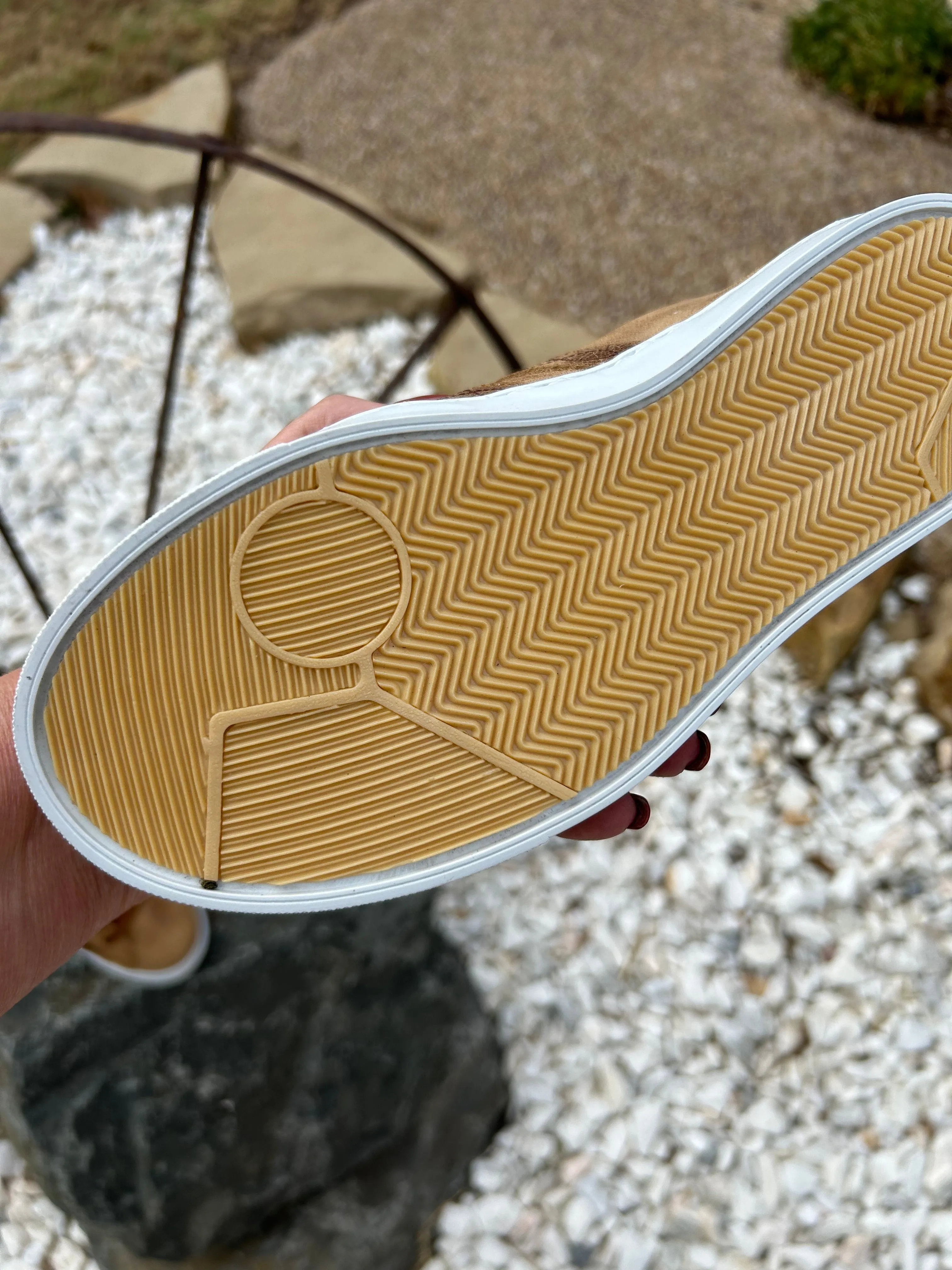 Agave Sky Saddle Tan Leather Sneaker