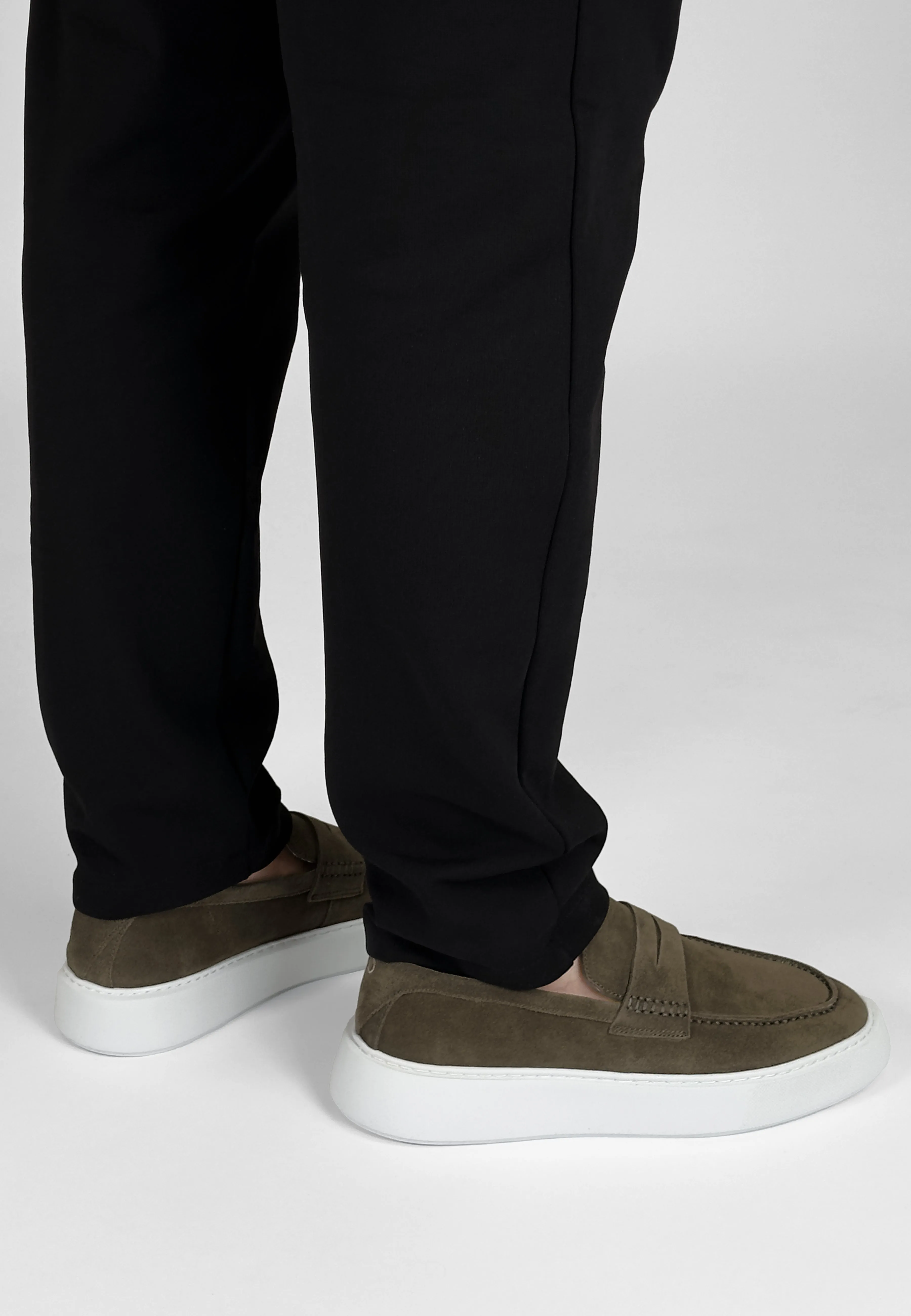 Atmos Era Loafer Olive