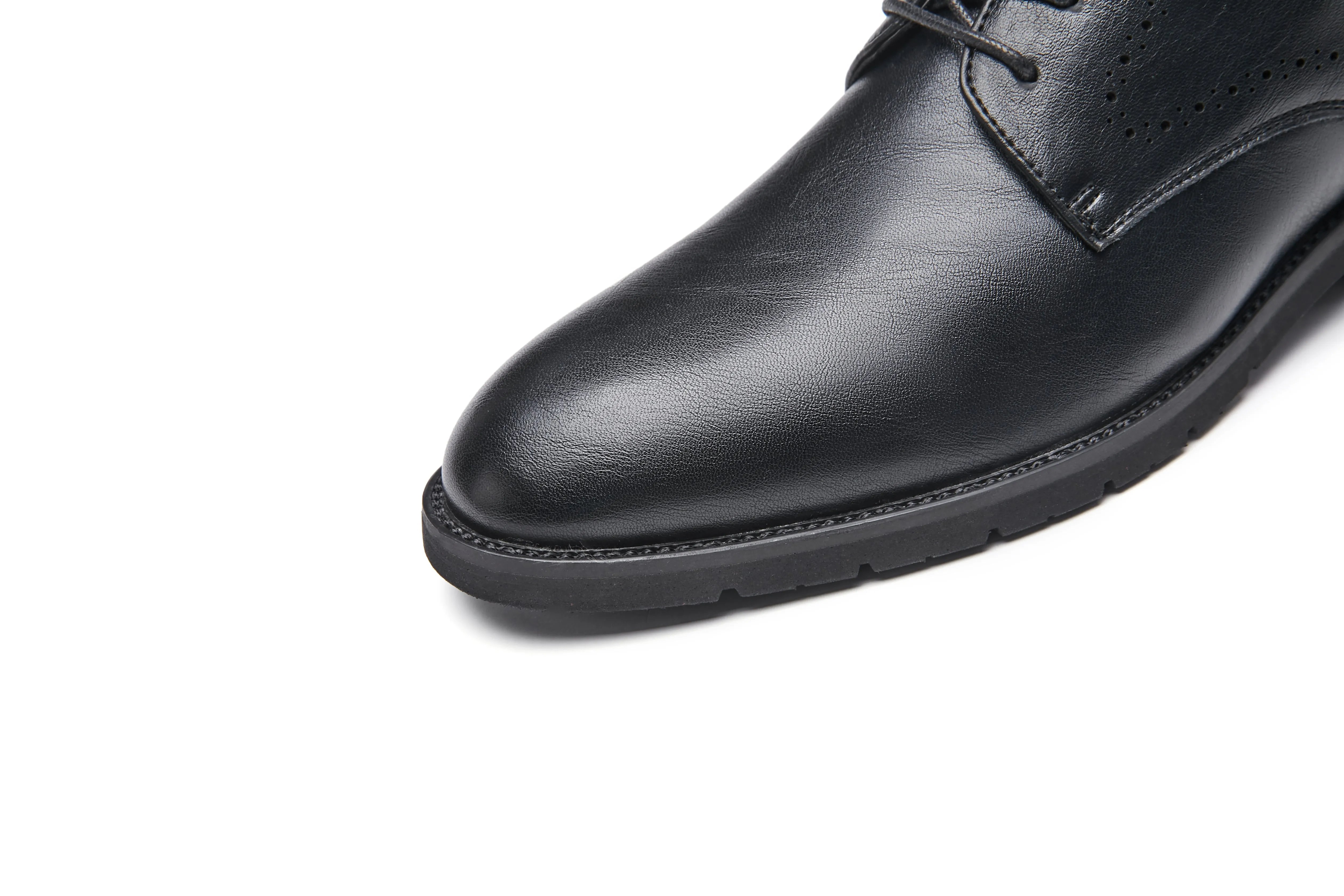 Breathable Carved Leather Derby Shoes for Business and Wedding