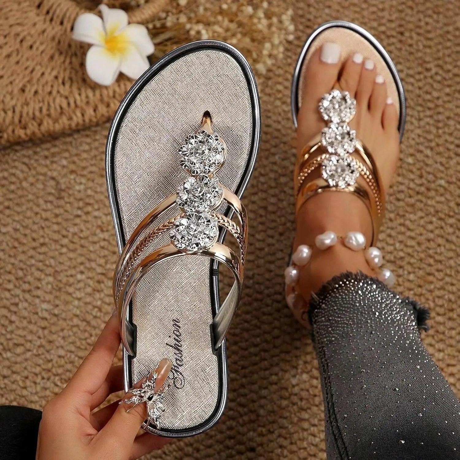 Comfortable Slip on Slide Sandals for Women Fashion Casual Strappy Cool Shoes Casual Non Slip Flat Sandals