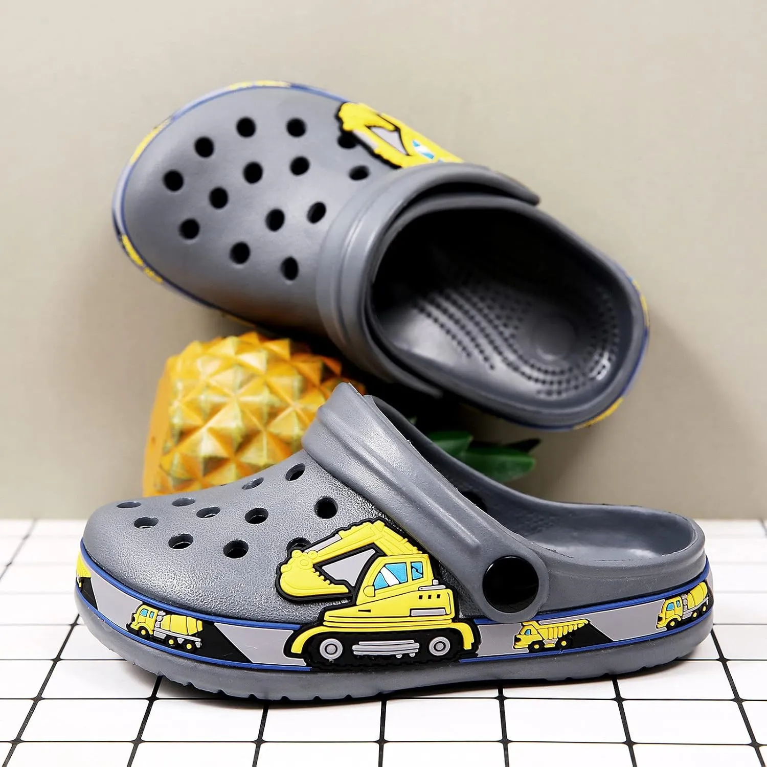 FLIOZY Boys Girls Garden Clogs: Classic Graphic Beach Sandals - Summer Slip On Water Shoes - Outdoor Non-Slip Slippers for Toddler Little/Big Kid