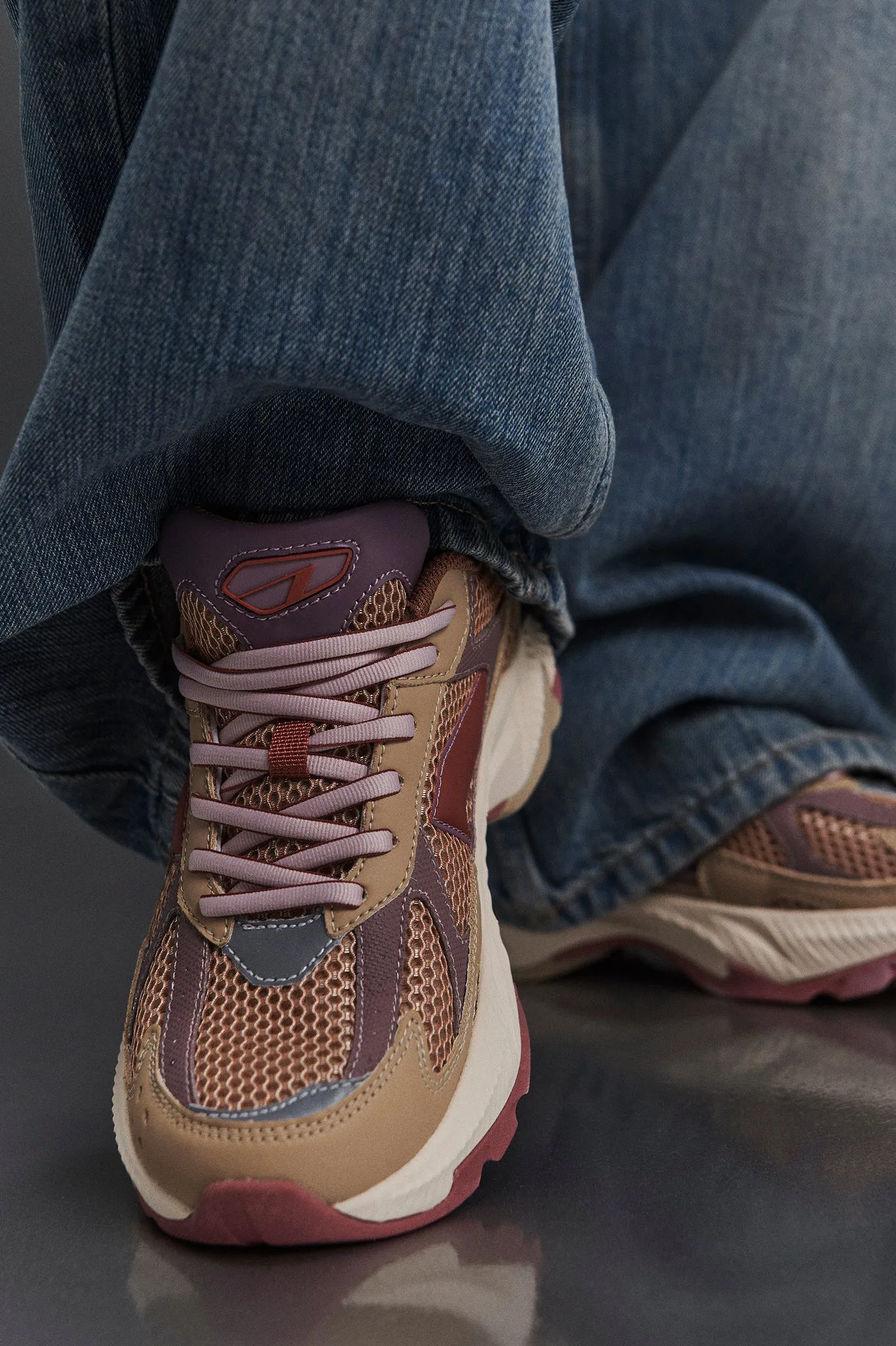 Forma Runner | Sand Grape | Women