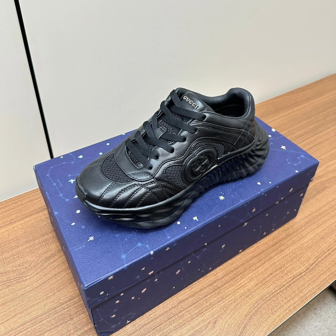 GG Ripple Leather Sneakers Black