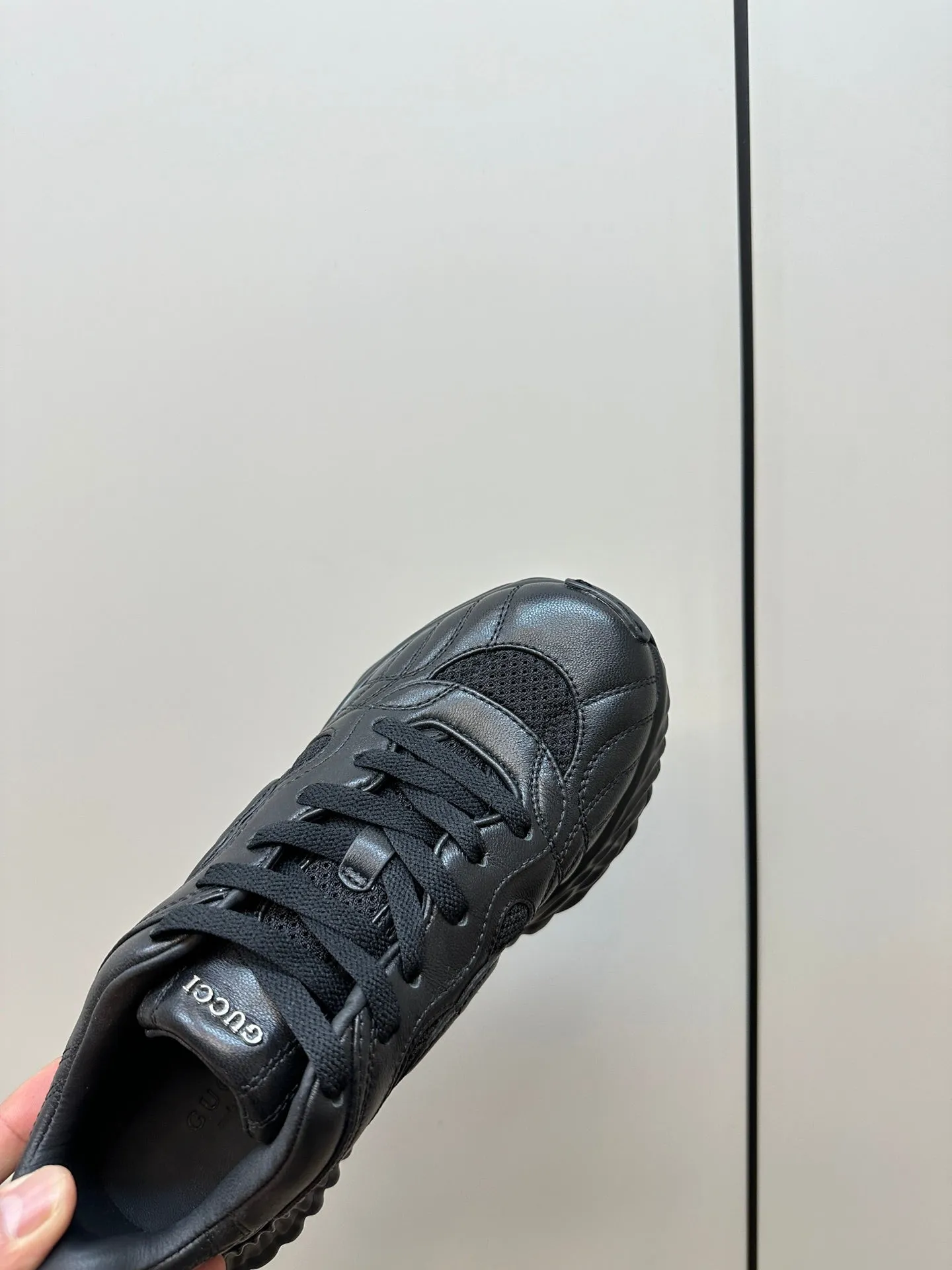 GG Ripple Leather Sneakers Black