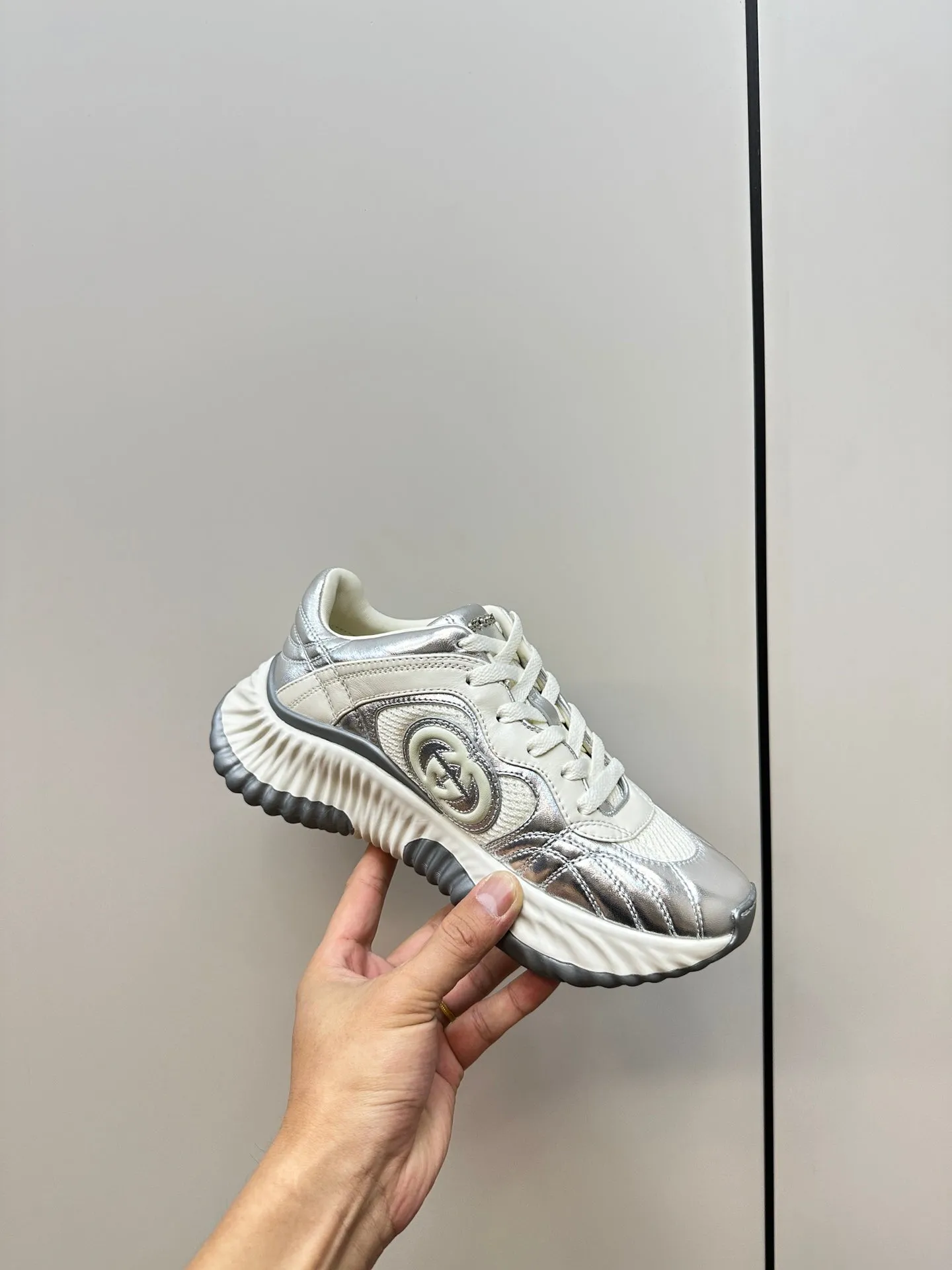 GG Ripple Leather Sneakers White Silver