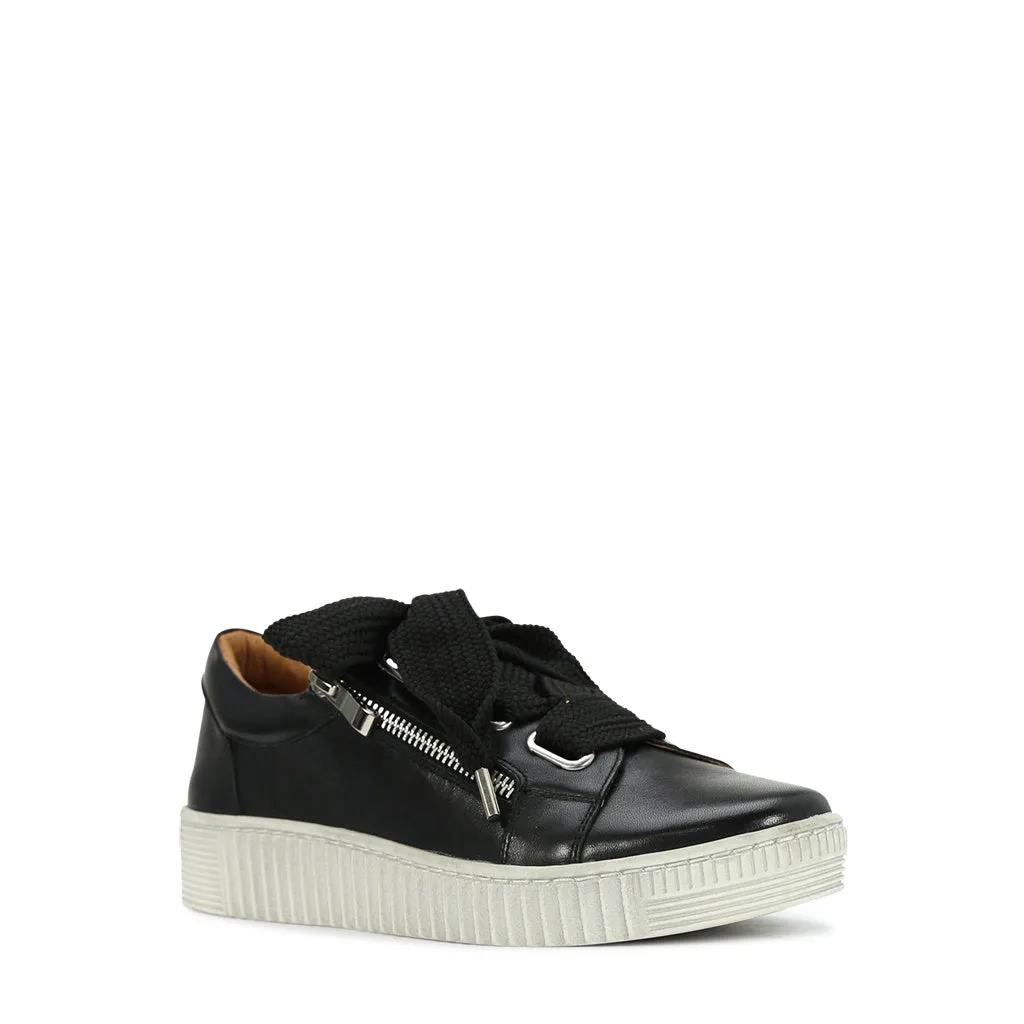 Jovi Leather Sneaker Black