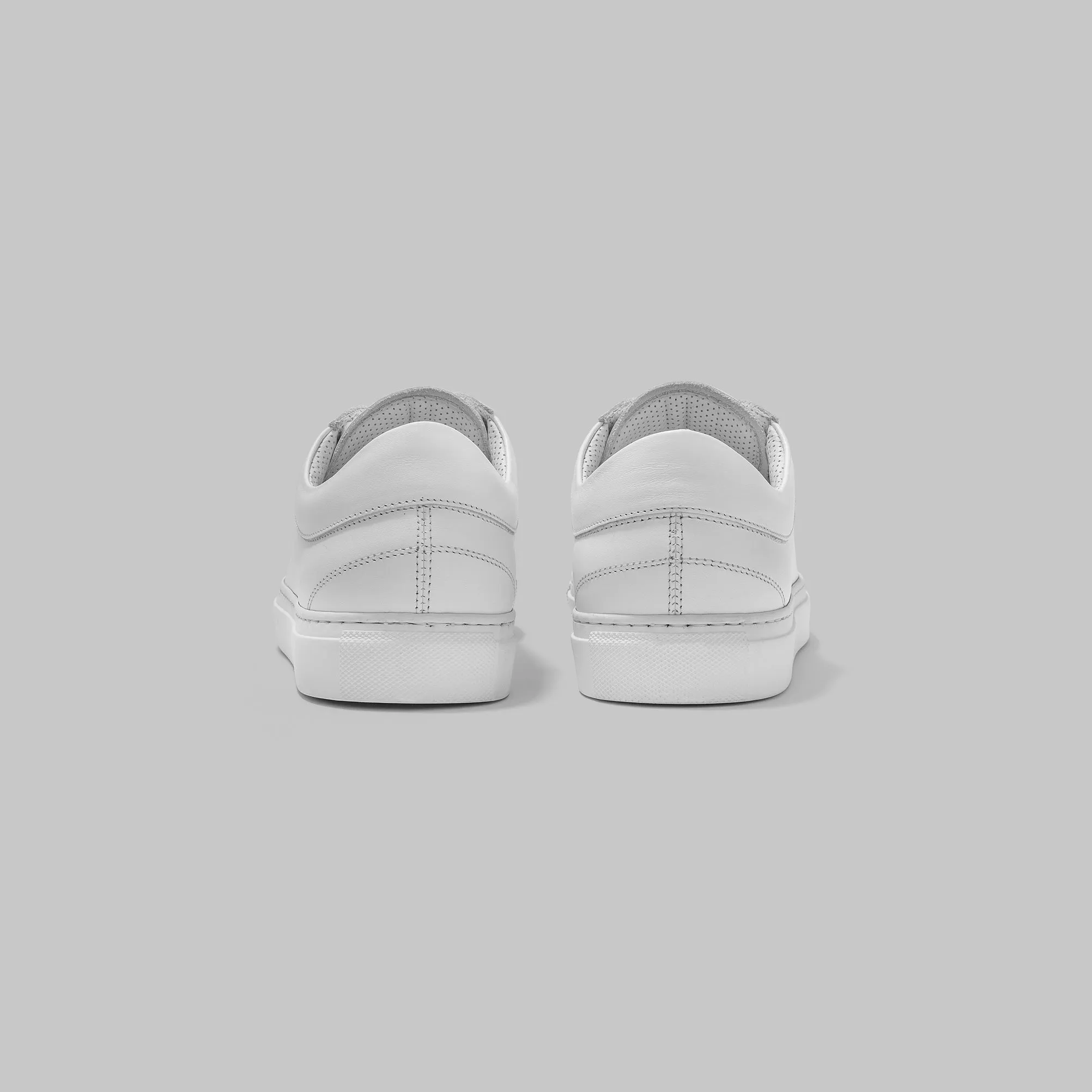 Low Cut Leather Sneaker
