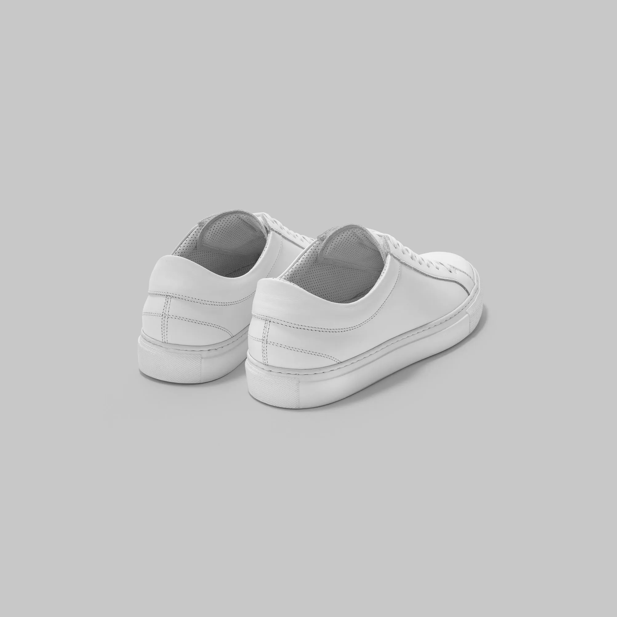 Low Cut Leather Sneaker