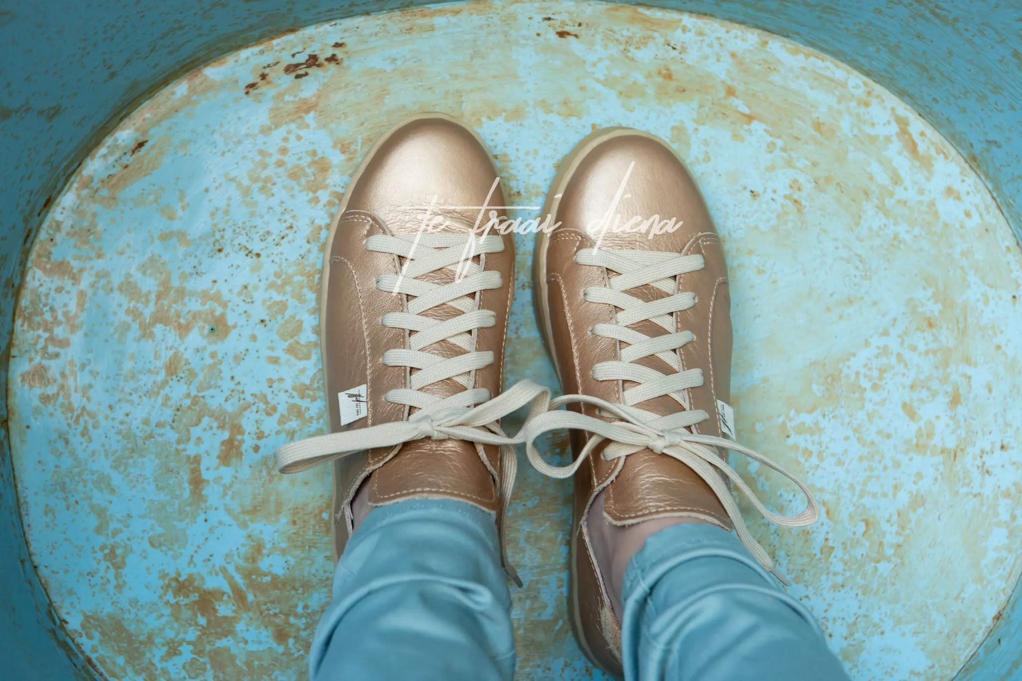 Nienke Sneaker - Metallic Gold