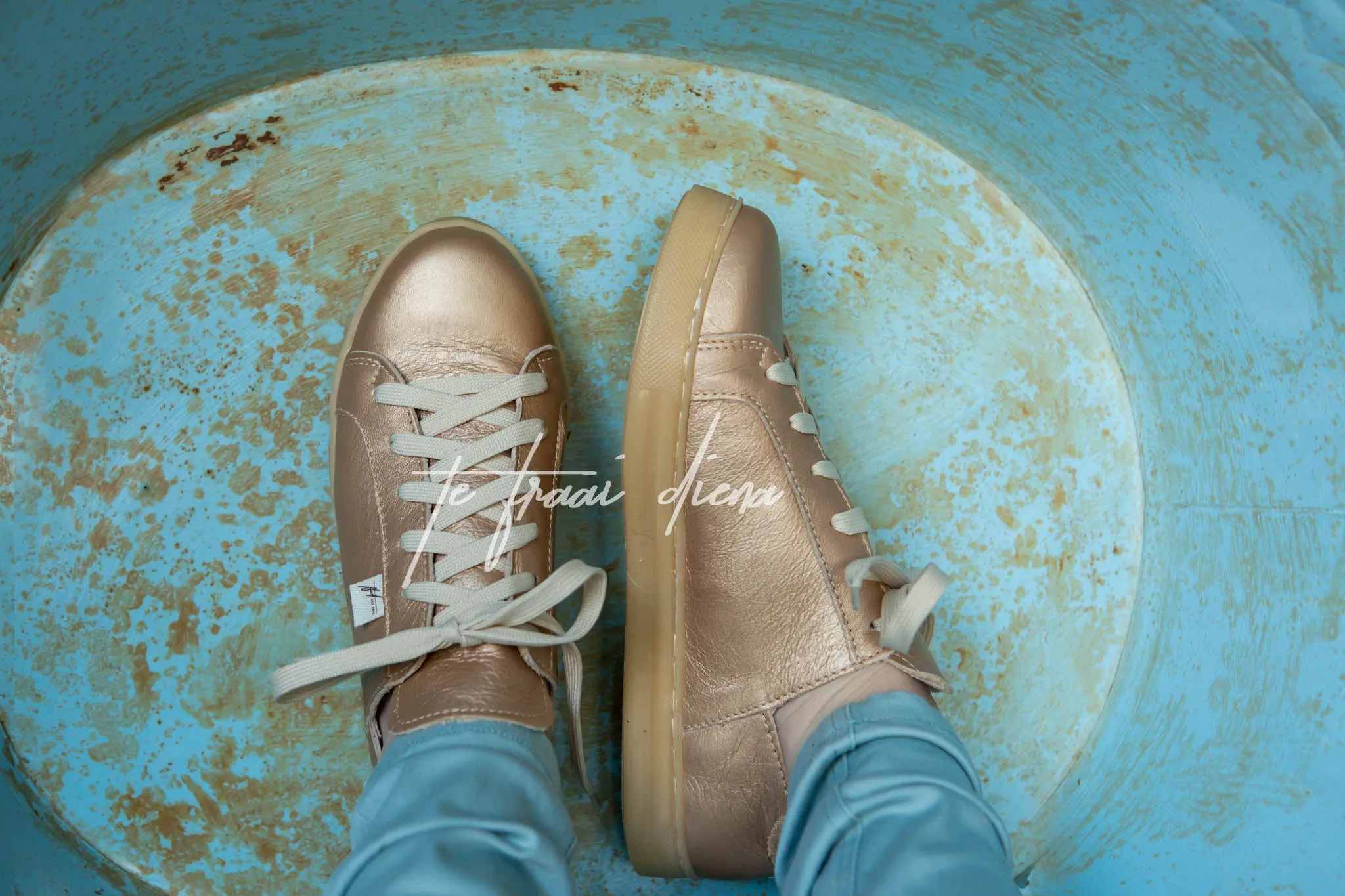 Nienke Sneaker - Metallic Gold