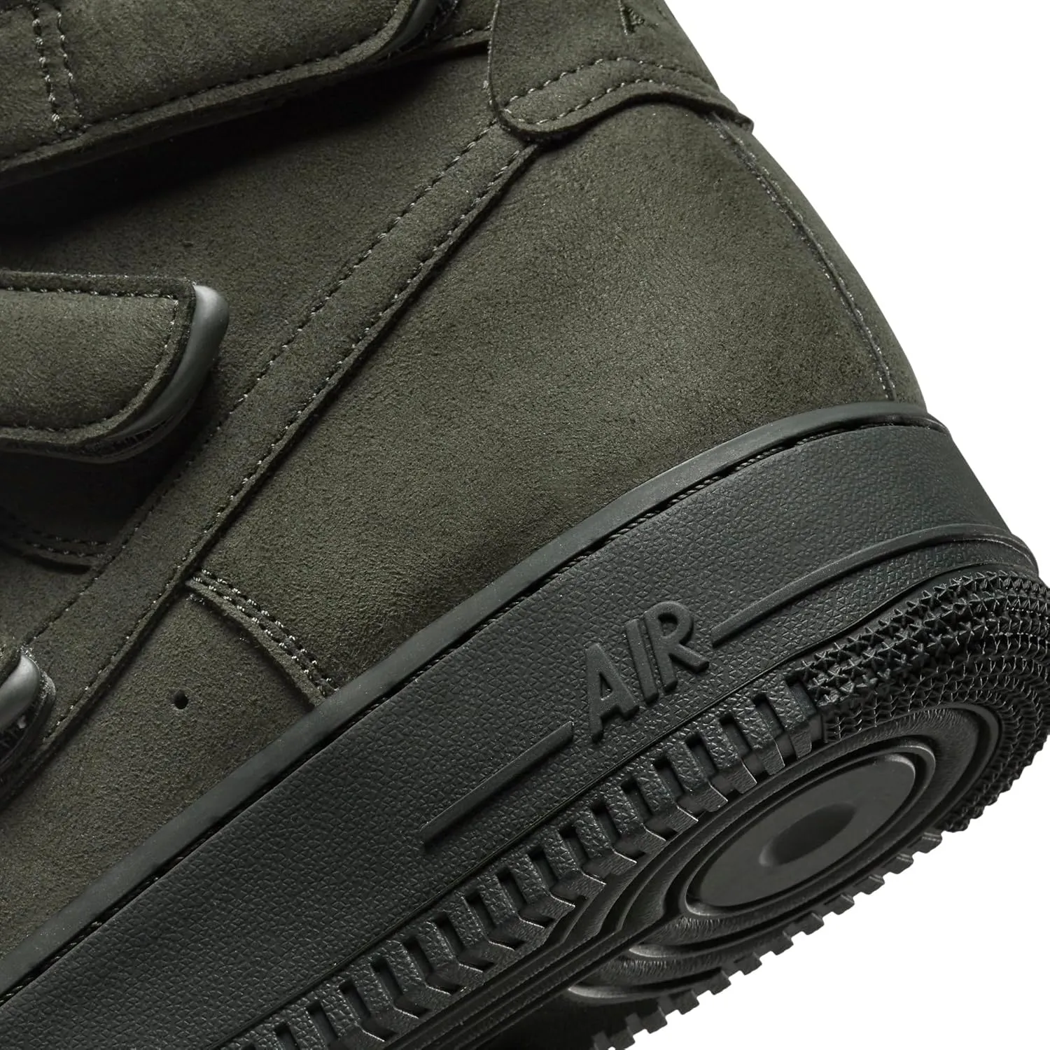 Nike Men's X Billie Eilish Sneaker