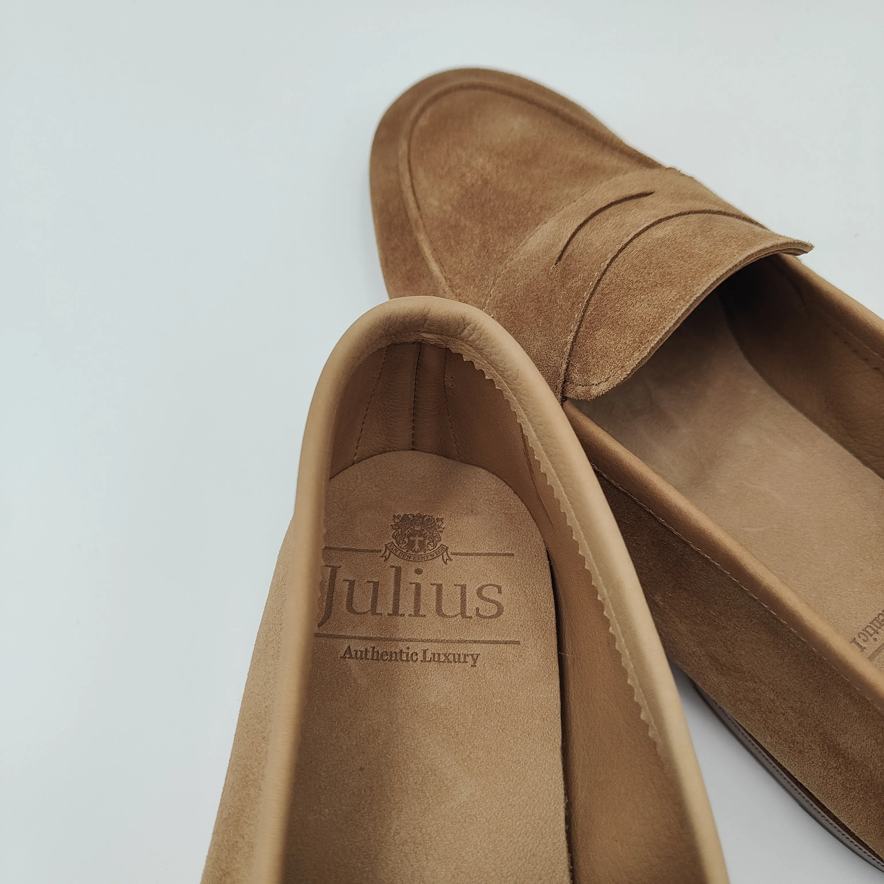 Oliver Unlined Loafer Sand