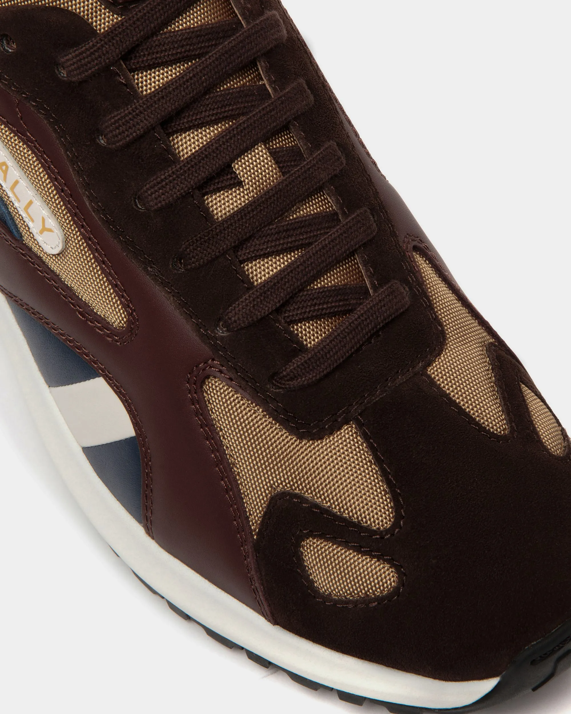 Outline Sneaker in Nylon and Leather