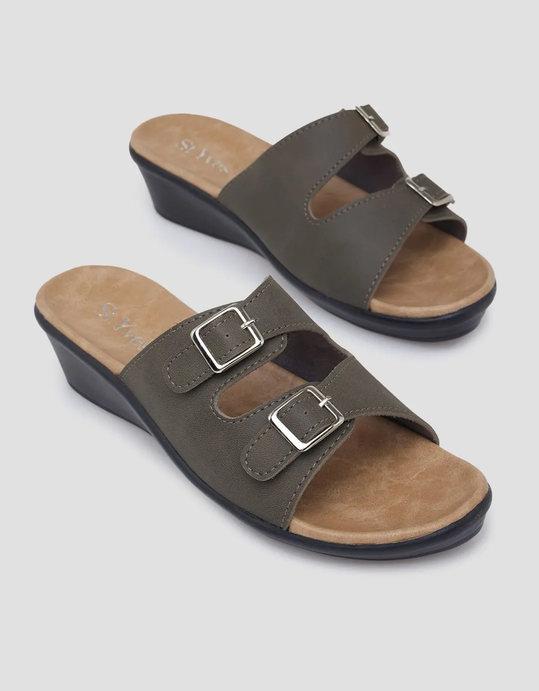 St. Yves Slip On Wedges Wanita