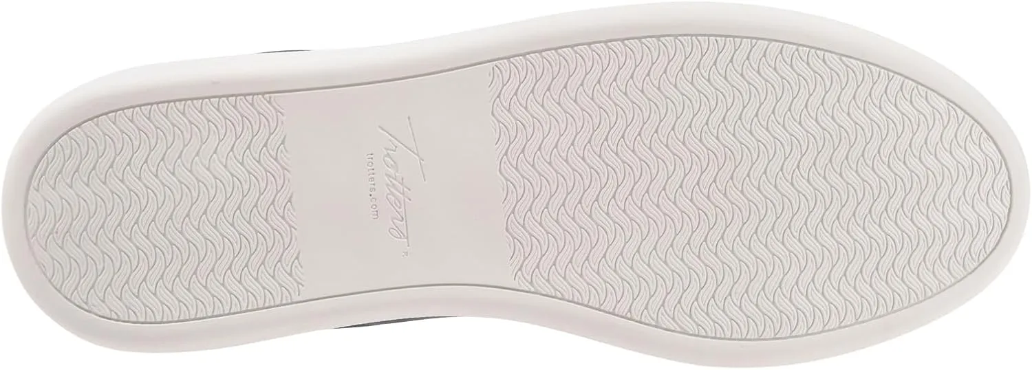 Trotters Women's Avrille Sneaker