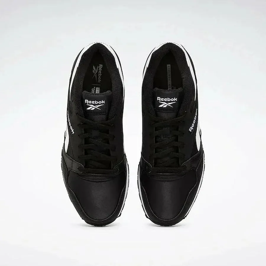 Ultra Flash Unisex Sneaker in Core Black / Cloud White