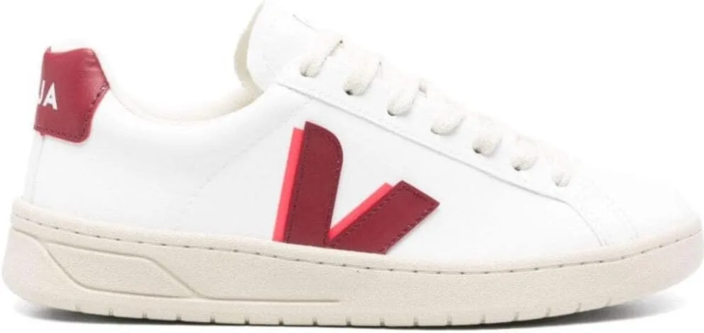 Veja Women's Urca Sneaker