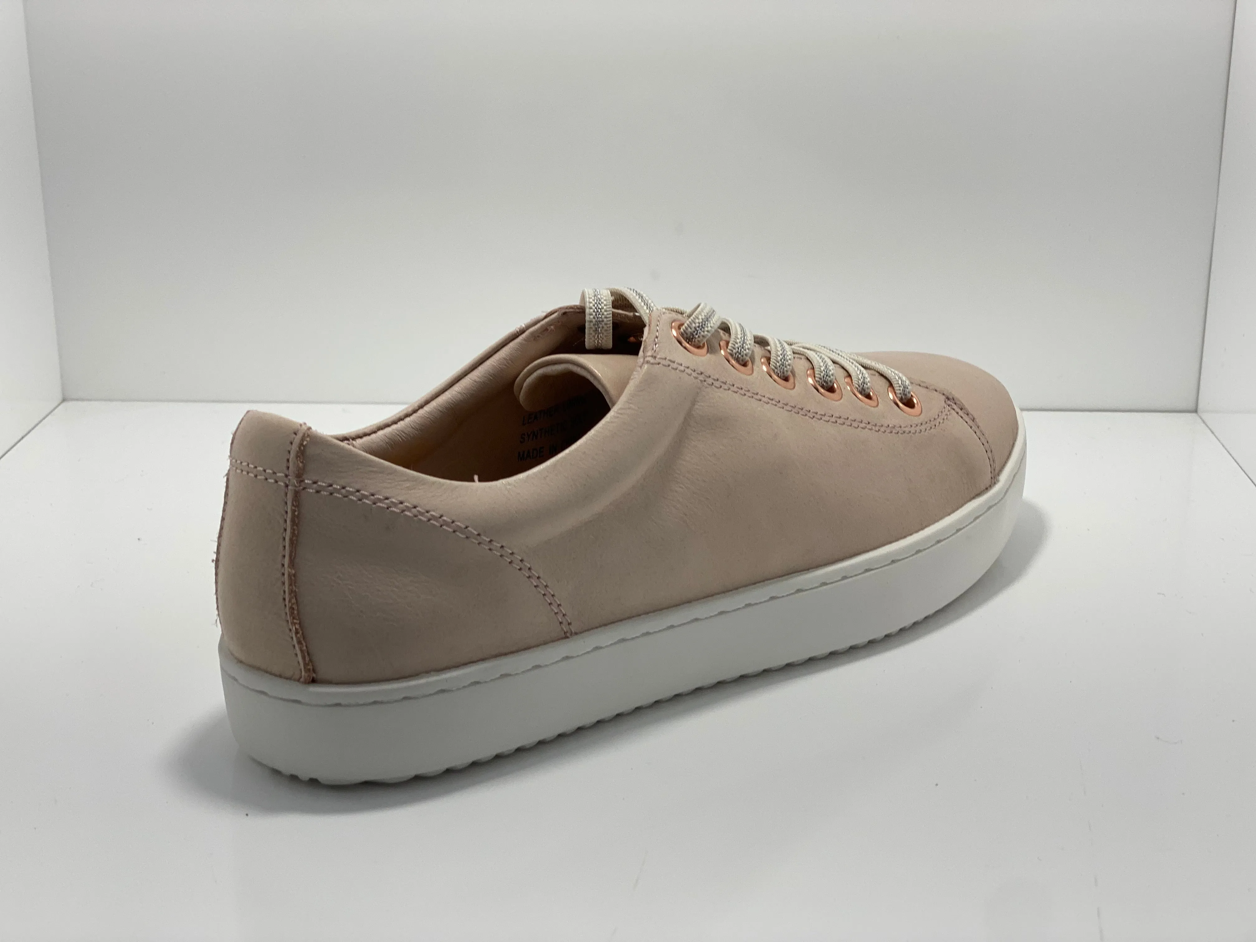 Voss Leather Sneaker
