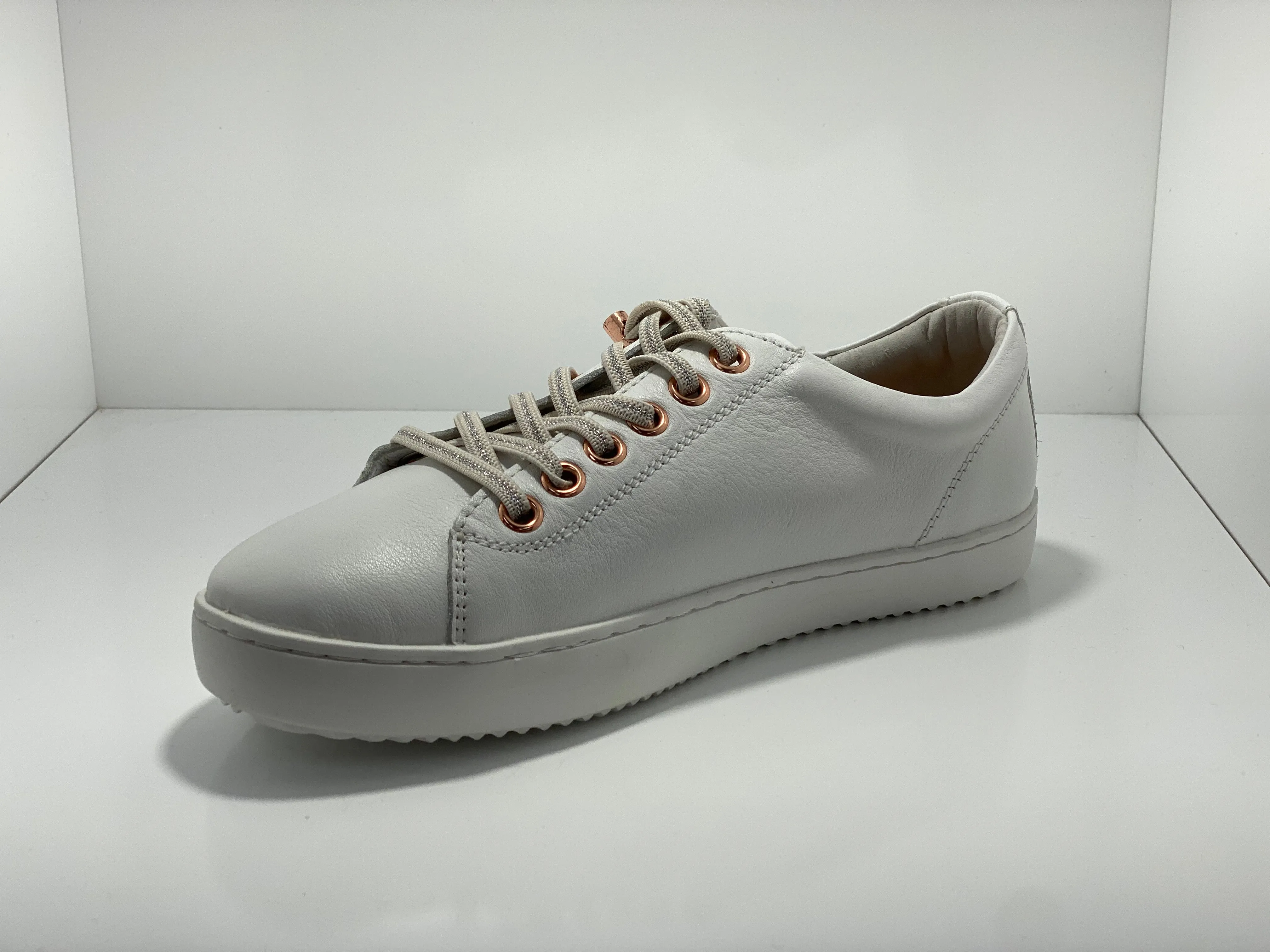 Voss Leather Sneaker