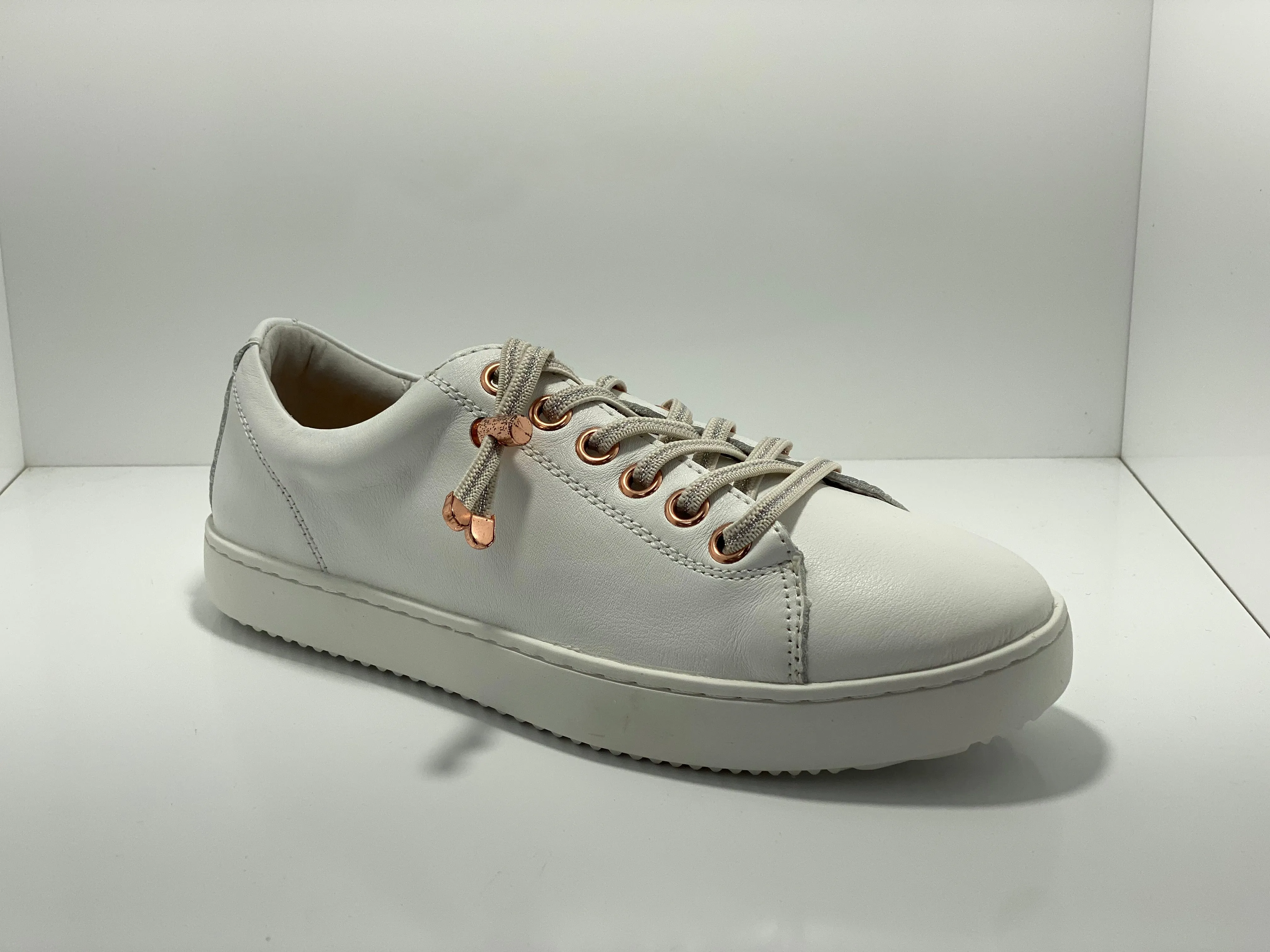 Voss Leather Sneaker