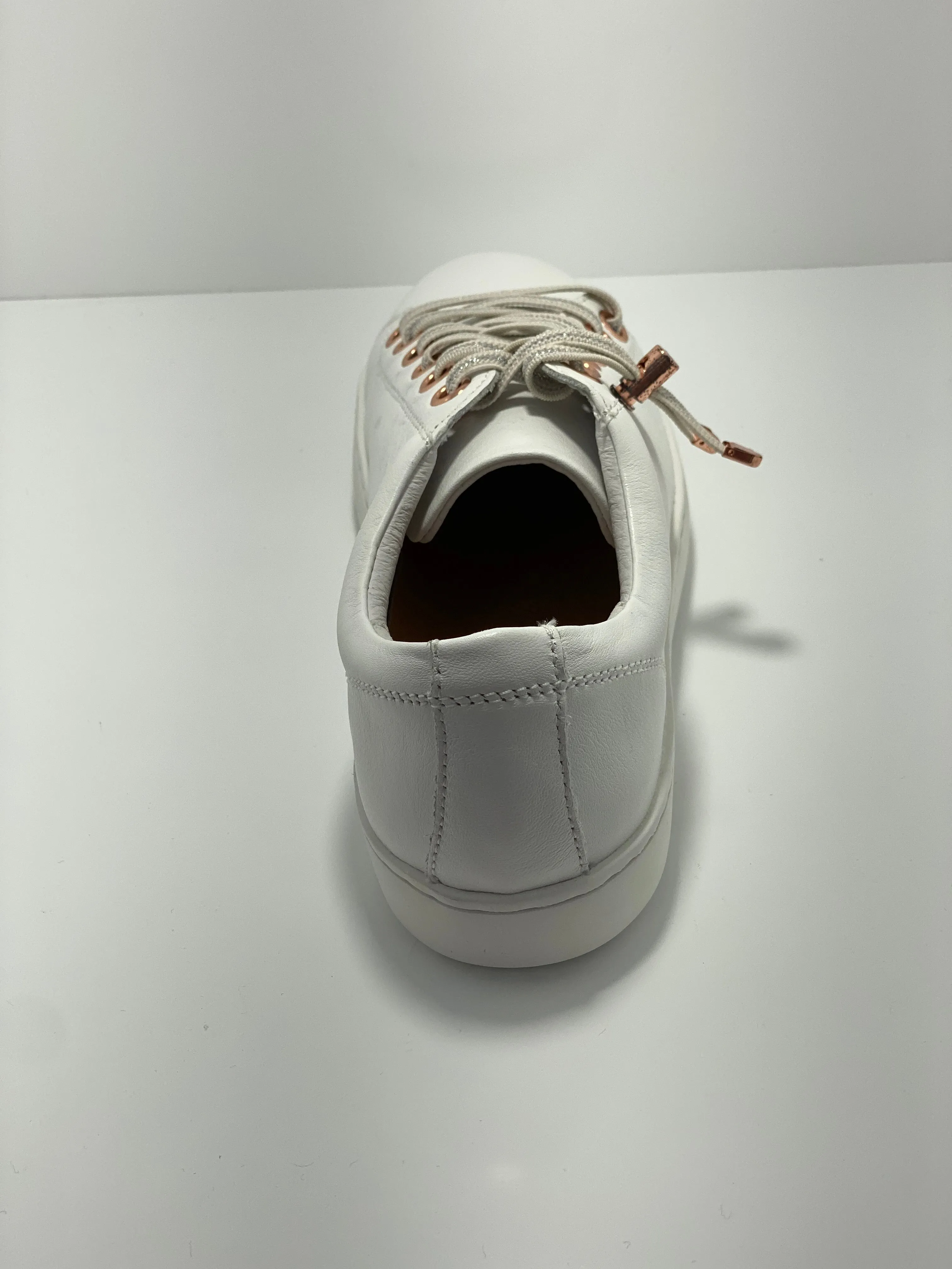 Voss Leather Sneaker